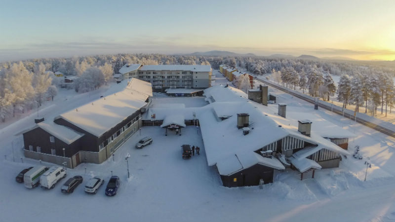 Flygbild ver ett sntckt Hotell Laponia i Arvidsjaur